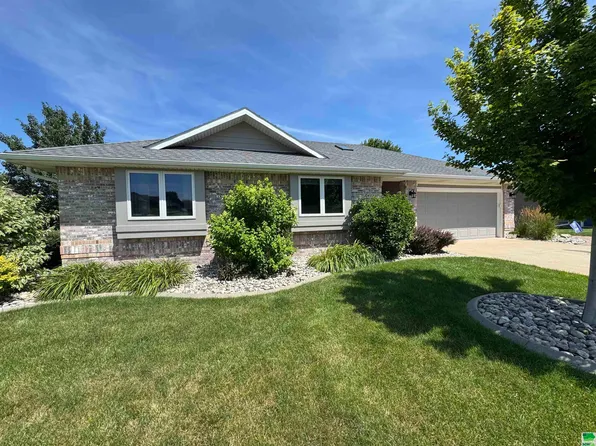 4732 Birch Way, Sioux City, IA 51106