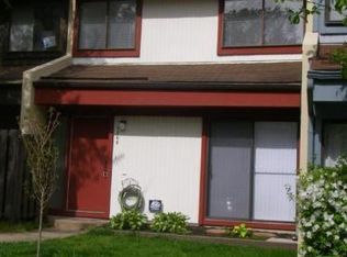 2209 Cartwright Pl, Reston, VA 20191