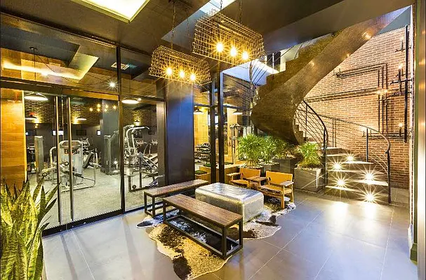 Rented by The KCI Group | media 71