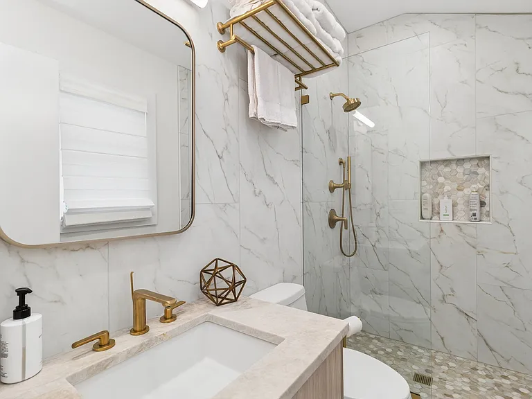 38 Sandra Rd — Photo 18