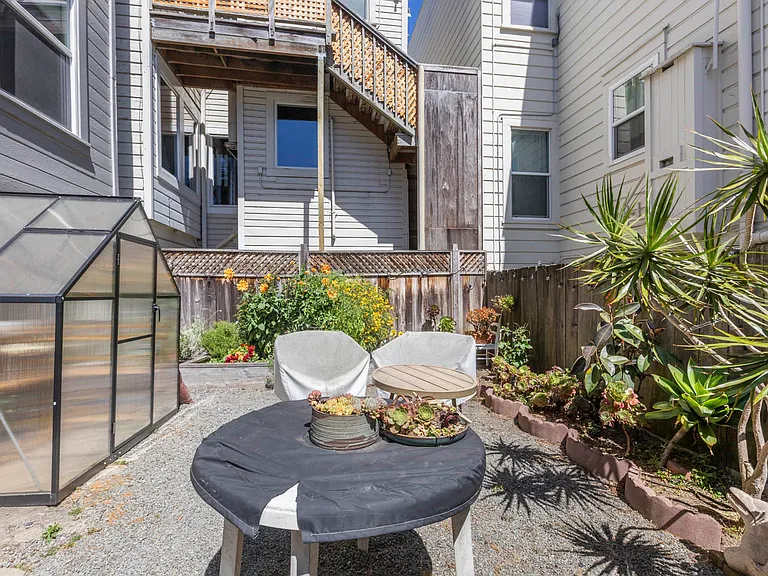 2315 Bush St #1 — Photo 29