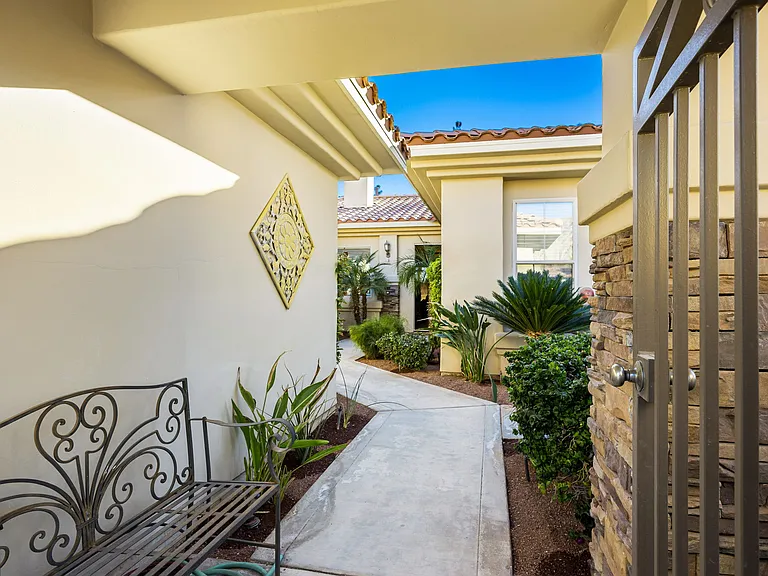80105 Cedar Crst — Photo 19