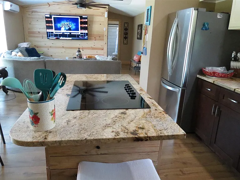 177 White Oak Dr — Photo 6