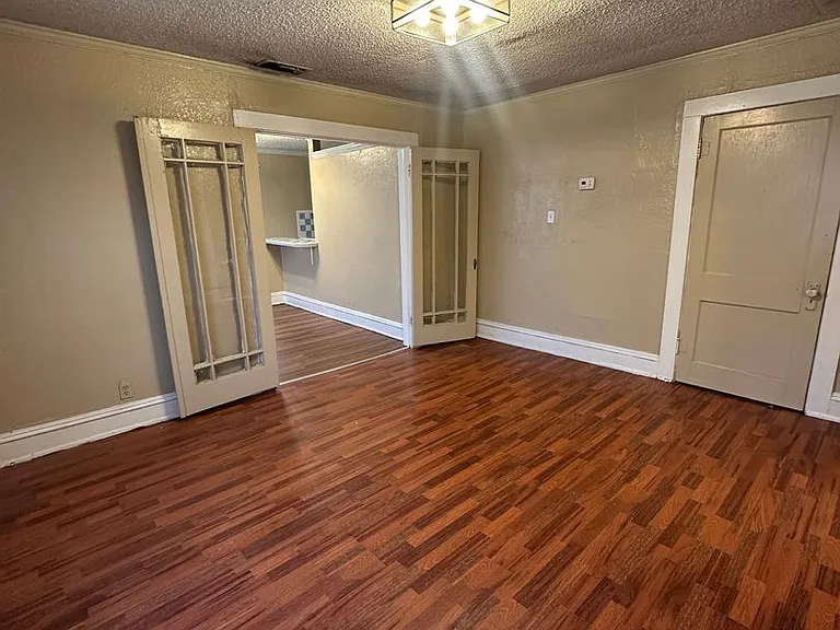 3602 S Polk- Triplex — Photo 5