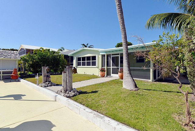1st image of 168 N Coconut Palm Blvd