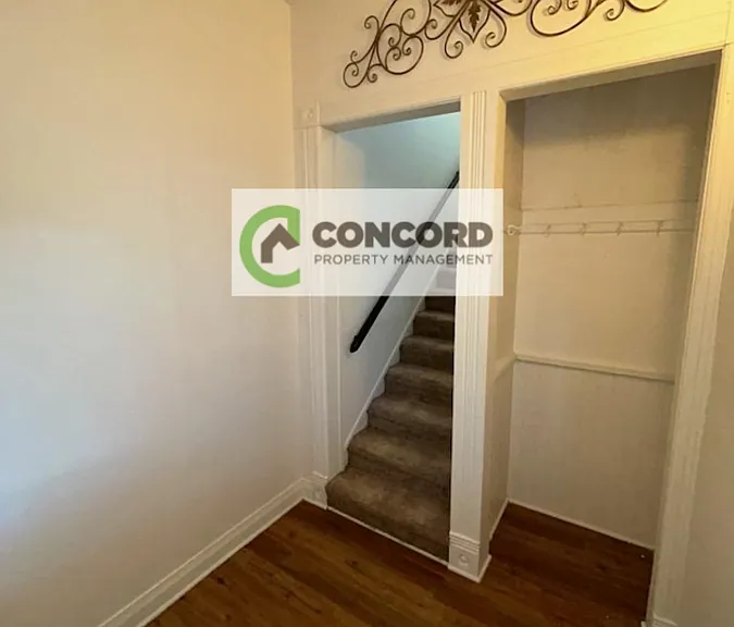 723 N Church St #4 — Photo 4