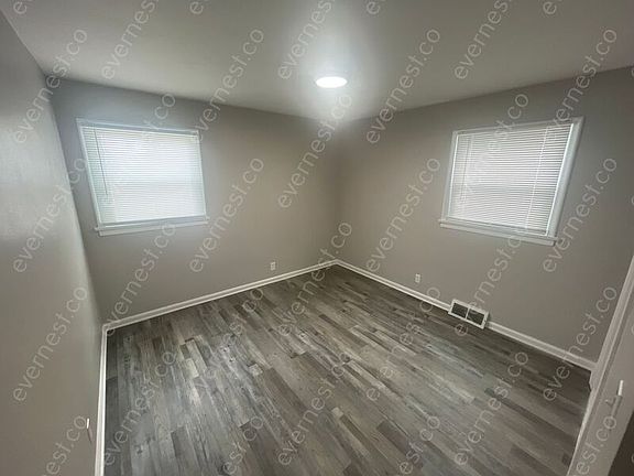 5th image of 2855 Latonia Blvd