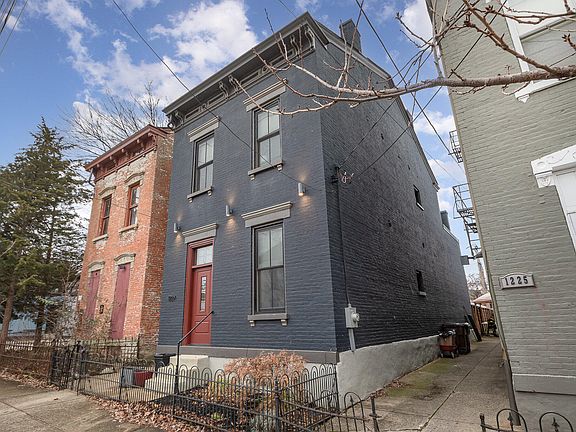 2nd image of 1227 Holman Ave