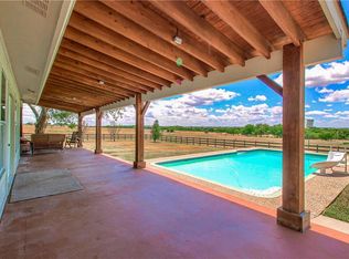 2750 County Road 100, Hutto, TX 78634
