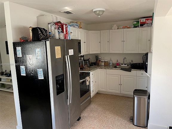 3rd image of 1331 NW 112th St