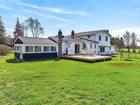 3rd image of 3344 Brick Schoolhouse Rd
