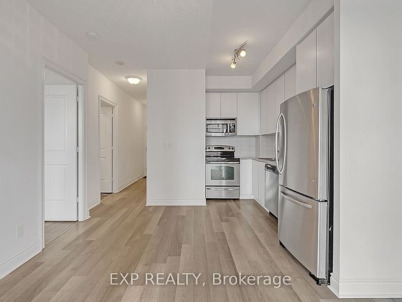 3rd image of 16 Brookers Ln #1101