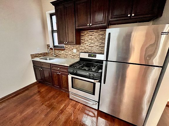 2nd image of 1007 E 217th St APT 2