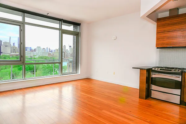 Rented by E Realty International Corp | media 7