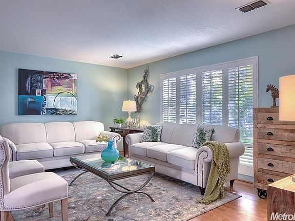 5th image of 710 Elmhurst Cir