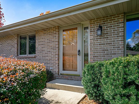 4th image of 7220 Weathered Oak Ln #0