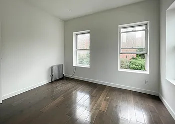 Rented by Kahen Properties