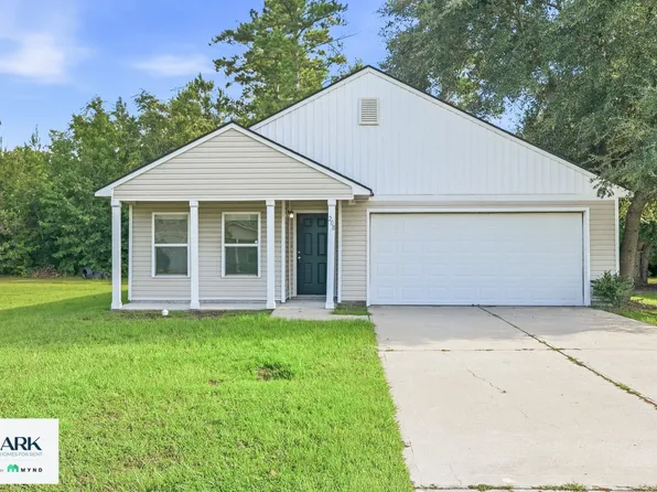 208 Saddle Brooke Trce, Brunswick, GA 31525