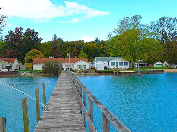 1965 S Channel Dr, Harsens Island, MI 48028