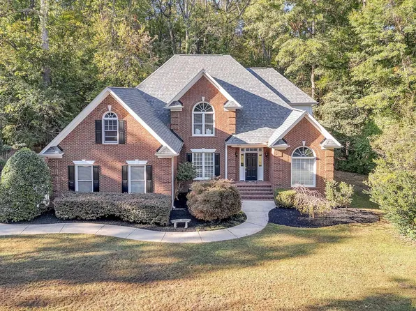 106 Wolf Run Dr, Simpsonville, SC 29681