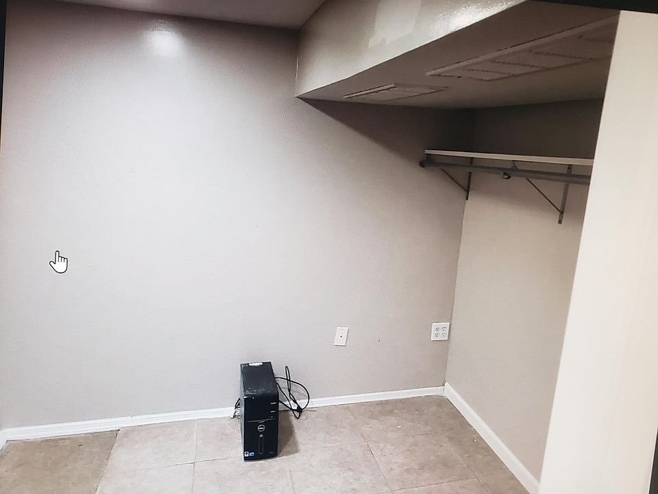 2nd image of 8725 167th St