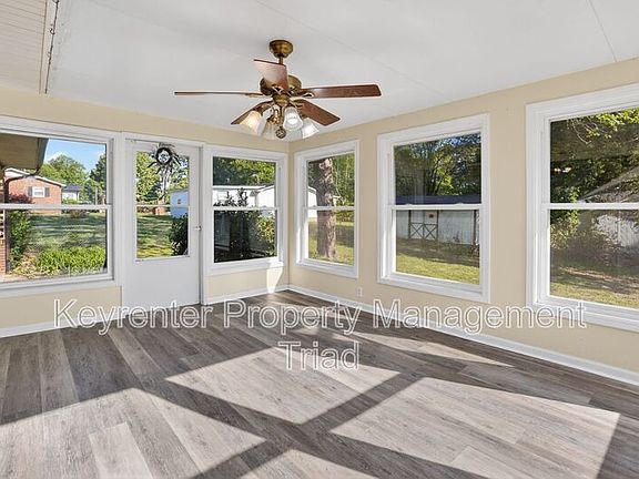 3rd image of 402 Rand Blvd