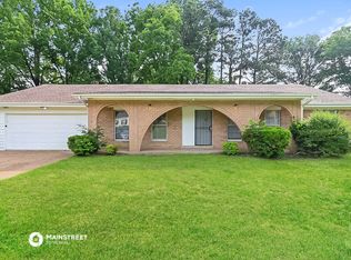 3520 Clarke Rd, Memphis, TN 38115