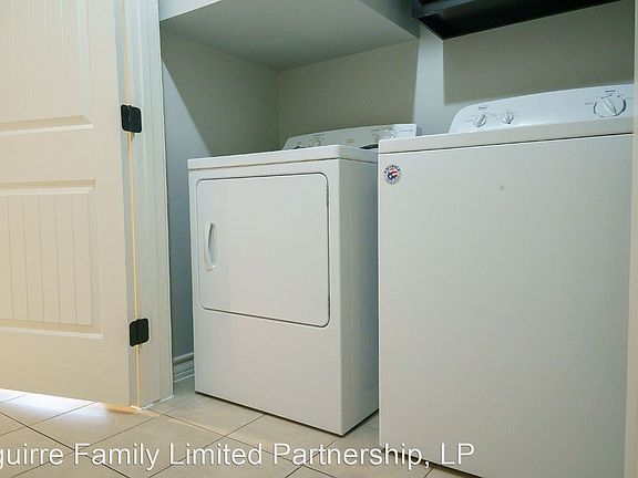 5th image of 502 E 2nd St APT 5