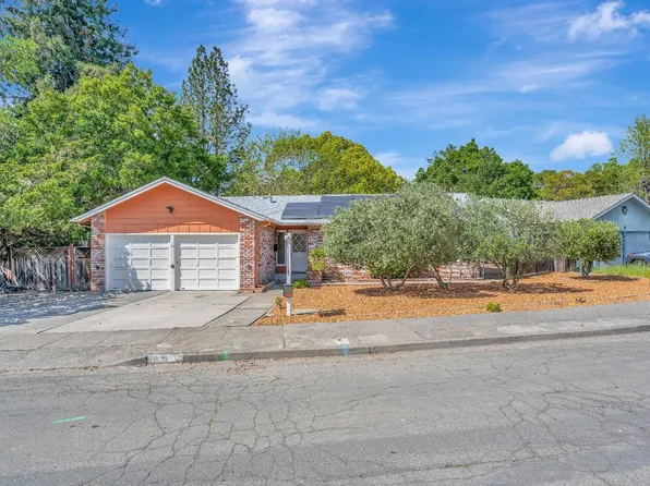 351 Major Drive, Santa Rosa, CA 95403