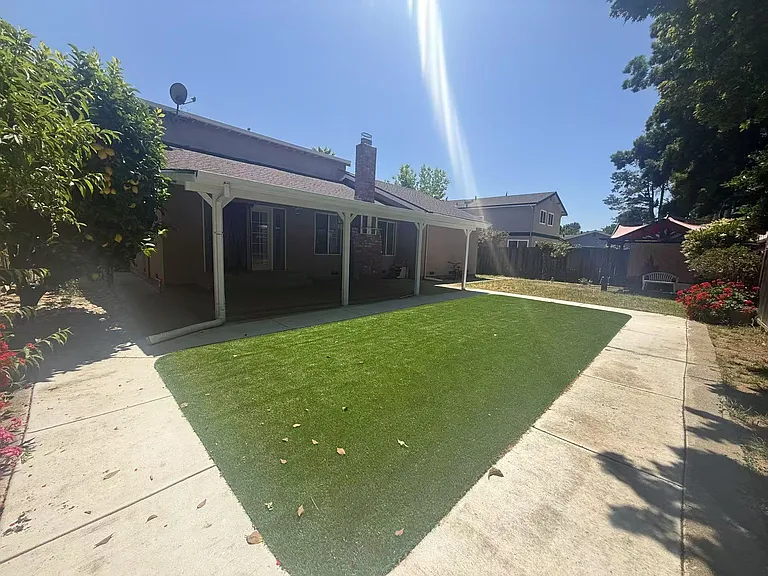 7325 Hagen Ct — Photo 27