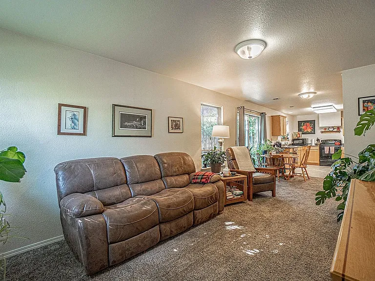 295 Tolman Creek Rd — Photo 3