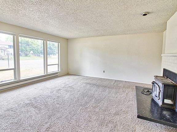 4th image of 6009 15th Ave SE