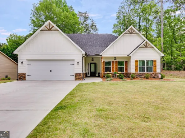 5067 Woodmont Dr, Villa Rica, GA 30180