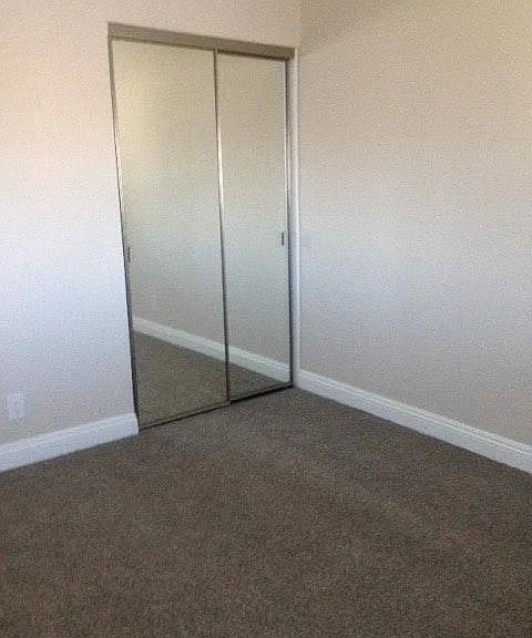 27126 Neda — Photo 37