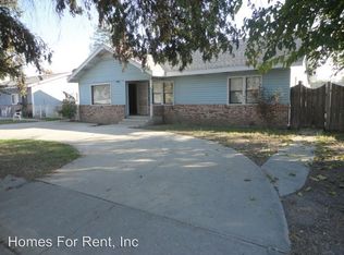 405 W Spencer Rd, Tipton, CA 93272