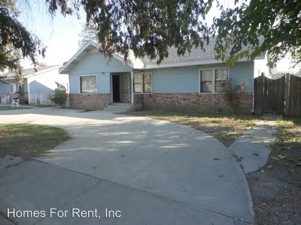 405 W Spencer Rd, Tipton, CA 93272