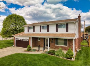 4021 Augustine Dr, Sterling Heights, MI 48310