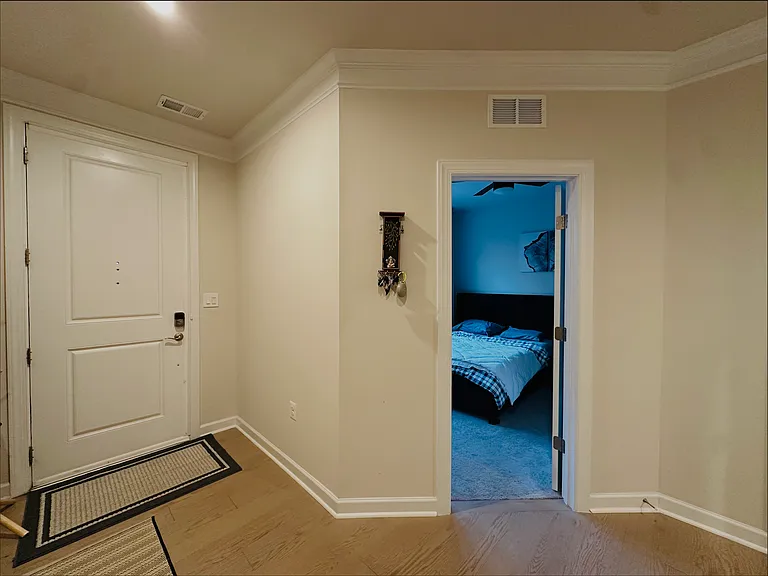 7276 Nittany Ln — Photo 4