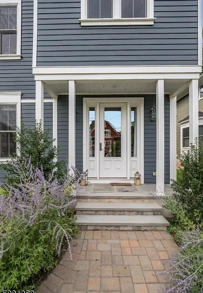 99 Claremont Ave — Photo 3