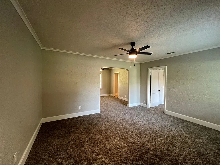 3319 Lucibill Rd — Photo 4