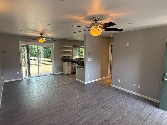 3rd image of 133 Williamson Ct