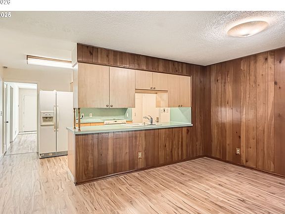 5th image of 9832 N Van Houten Ave