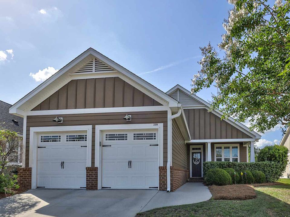 1st image of 2594 Farragut Way