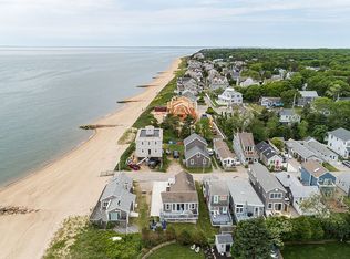 36 Wilsons Grv, Mashpee, MA 02649