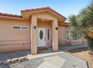 6087 Elsinore Rd, Phelan, CA 92371