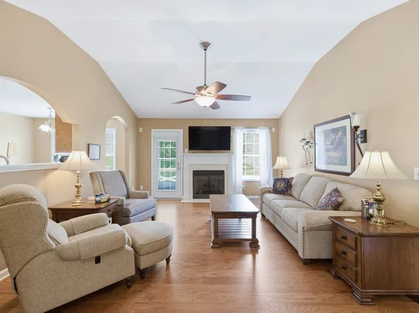218 Shady Dr, Columbia, TN 38401