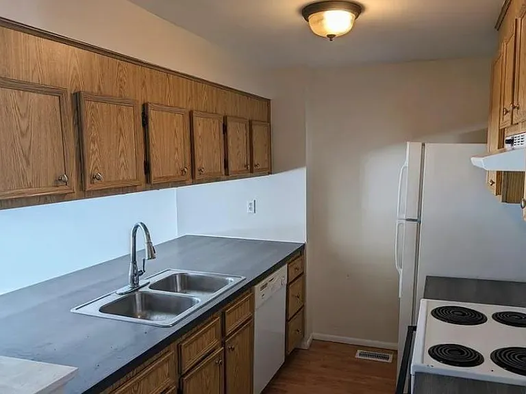 8217 Trevi Ln — Photo 13