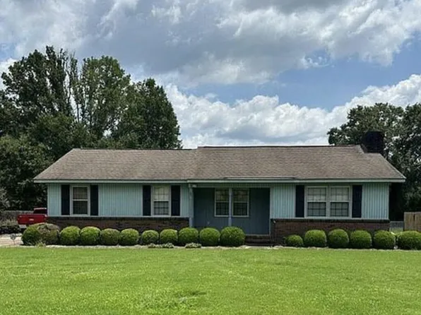 146 Cannon Dr, Leesburg, GA 31763
