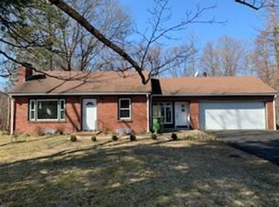 4 School St #1, Wayland, MA 01778