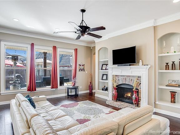 4th image of 1036 Spanish Moss Cir